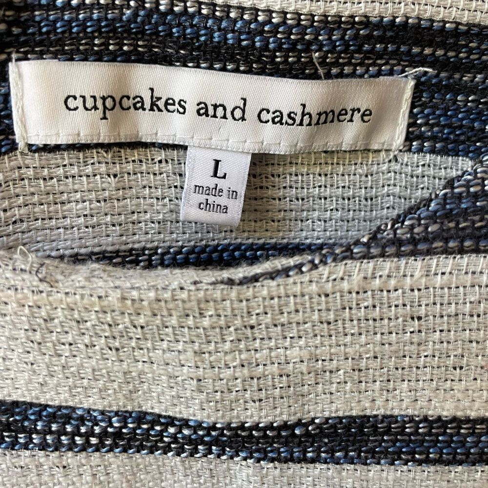Cupcakes and Cashmere Blue Stripe Tunic Top - Picture 6 of 9